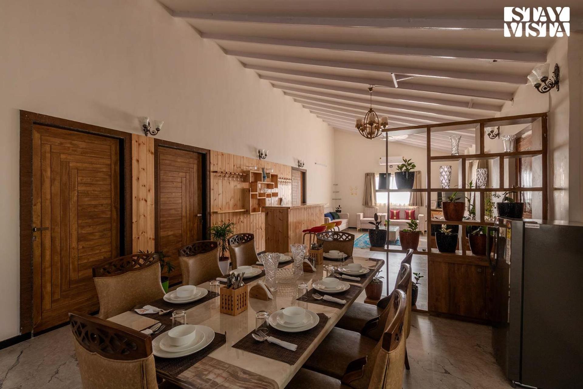 Stayvista'S Harvest Haven - Pool-View Villa With Deck & Machan Near Sula Нашик Екстериор снимка